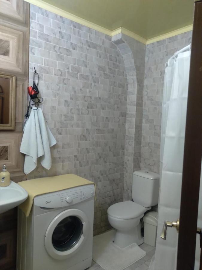 Apartment On Dzhonua Street Sohum Dış mekan fotoğraf