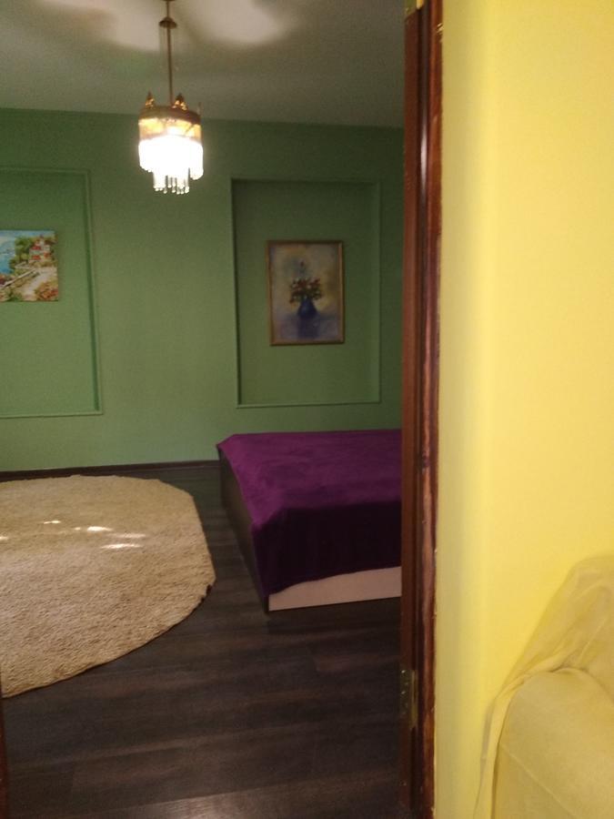 Apartment On Dzhonua Street Sohum Dış mekan fotoğraf